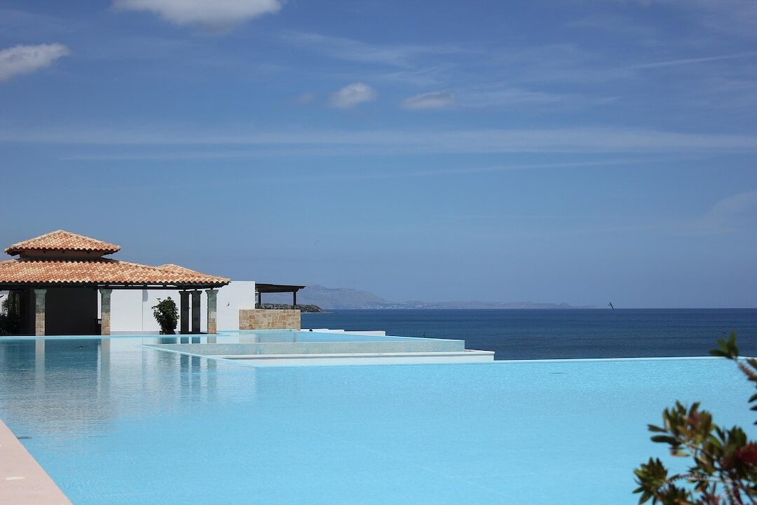 Why Choose Our Emergency Pool Sanitizing Services Image